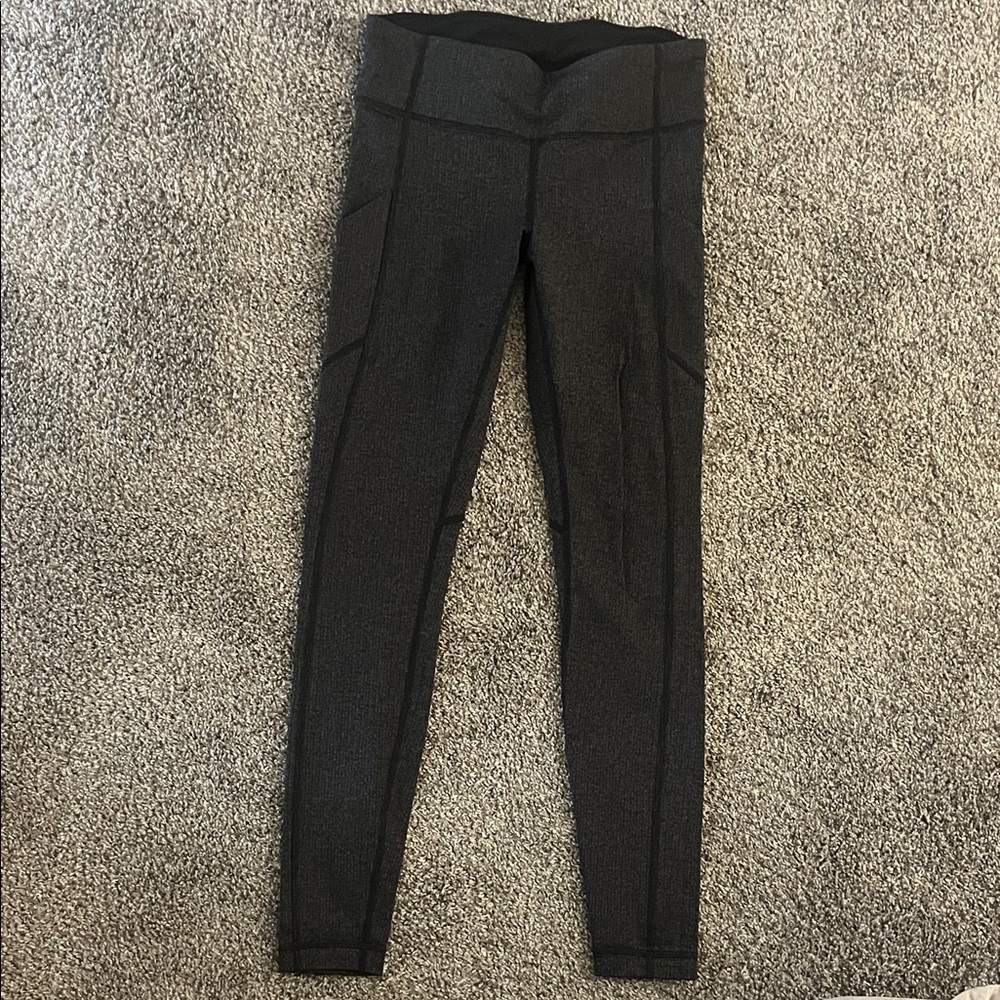 lululemon speed tight V power Luxtreme variegated knit black heathered black 6